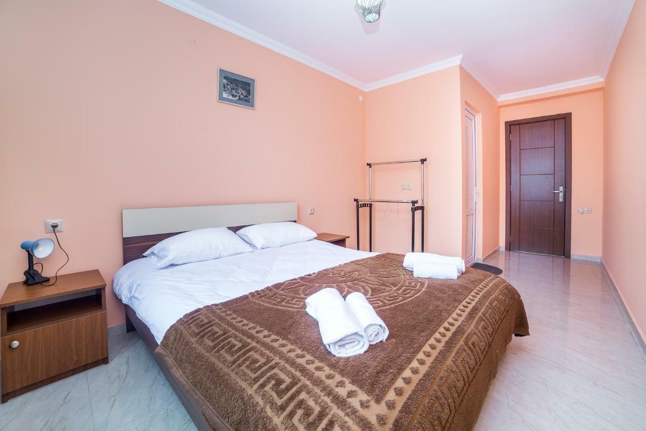 Hotel Gallery Mestia Exterior photo